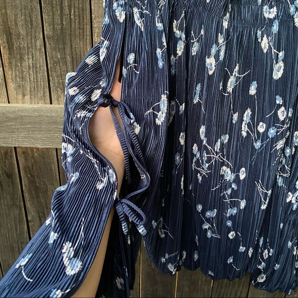 Lauren Conrad Blouse - Picture 5 of 7